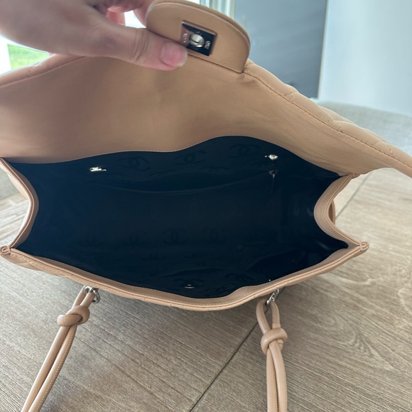 CHANEL Beige Matelasse Cambone Line Shoulder Bag - Picture 7 of 13